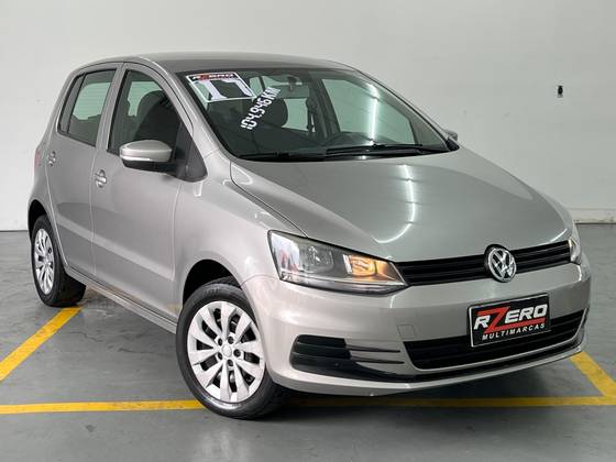 VOLKSWAGEN FOX 1.0 MPI TRENDLINE 12V FLEX 4P MANUAL VOLKSWAGEN FOX 1.0 MPI TRENDLINE 12V FLEX 4P MANUAL